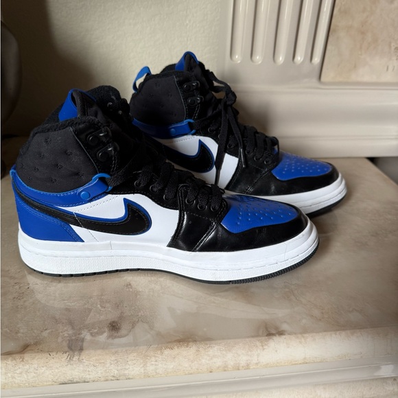 WMNS JORDAN 1 ACCLIMATE 'ROYAL TOE' - Picture 1 of 5